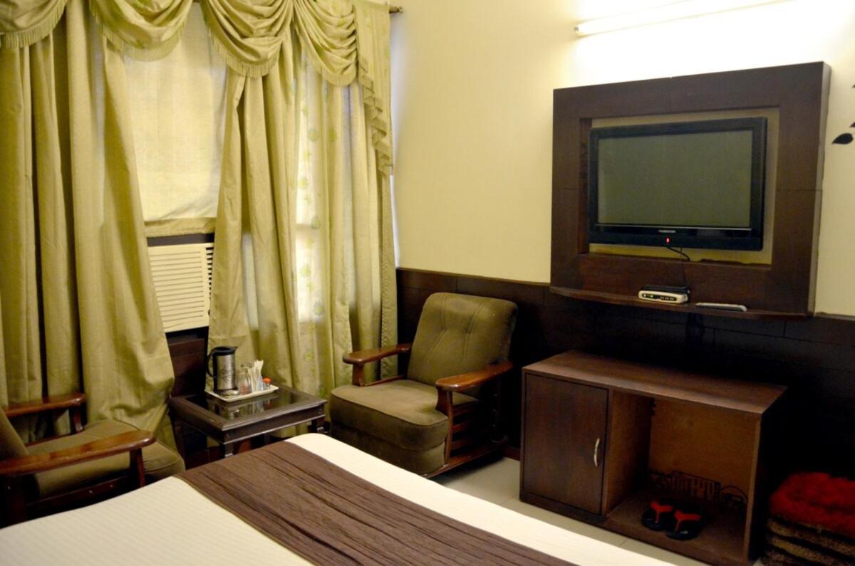 Hotel City Paradise Chandigarh Exterior photo